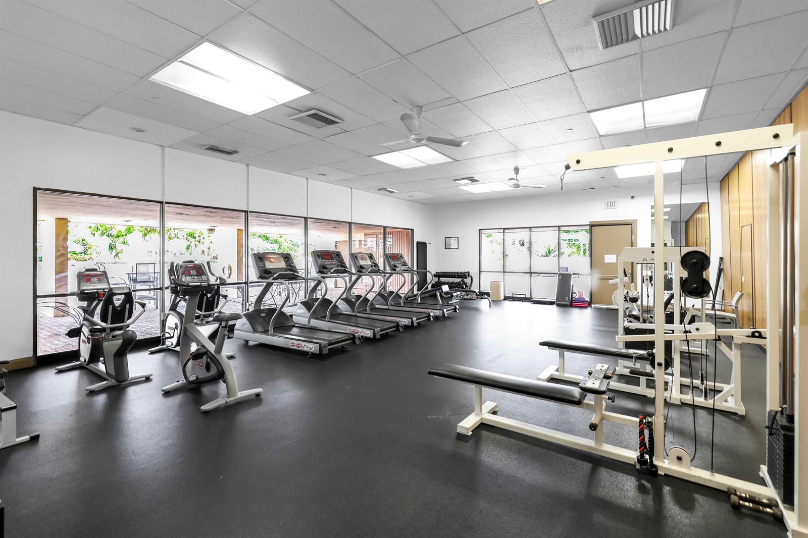 Photo of 20335 Country Club  #2107, Aventura, Florida, 33180 - 20335 W Country Club Drive 2107 - 32