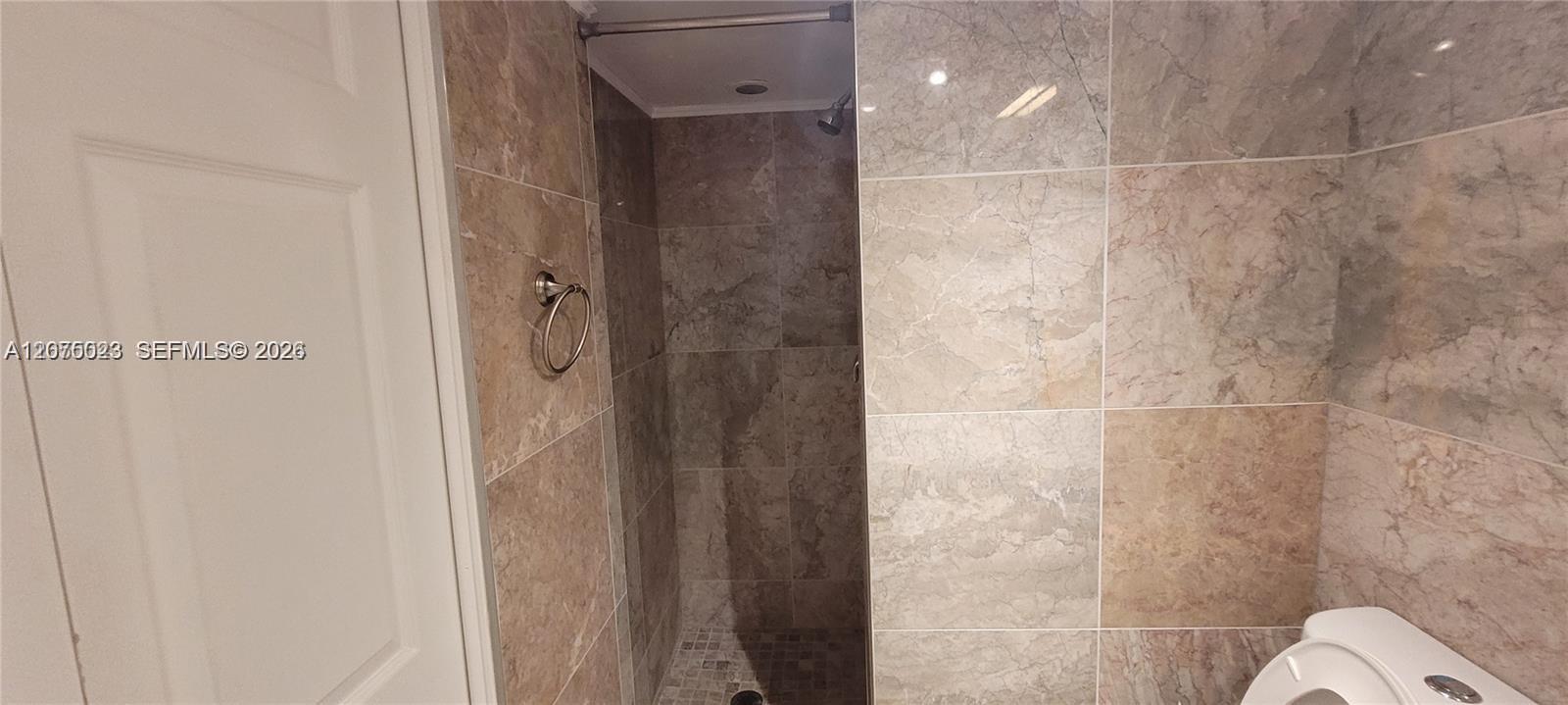 Photo of 1865 Ocean Dr  #2D, Hallandale Beach, Florida, 33009 - 