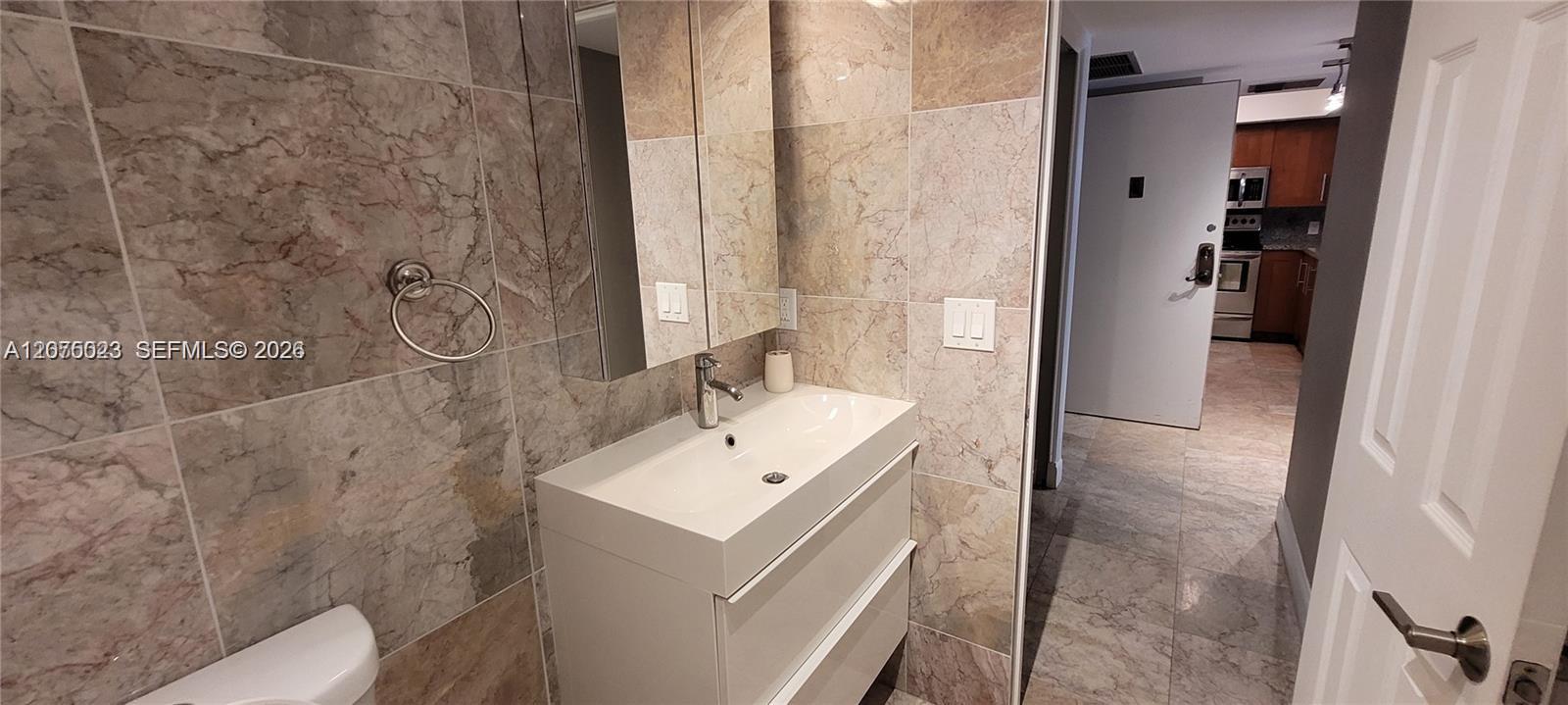 Photo of 1865 Ocean Dr  #2D, Hallandale Beach, Florida, 33009 - 