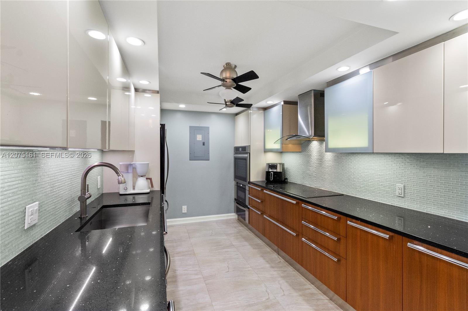 Photo of 1880 Ocean Dr  #TS106, Hallandale Beach, Florida, 33009 - 
