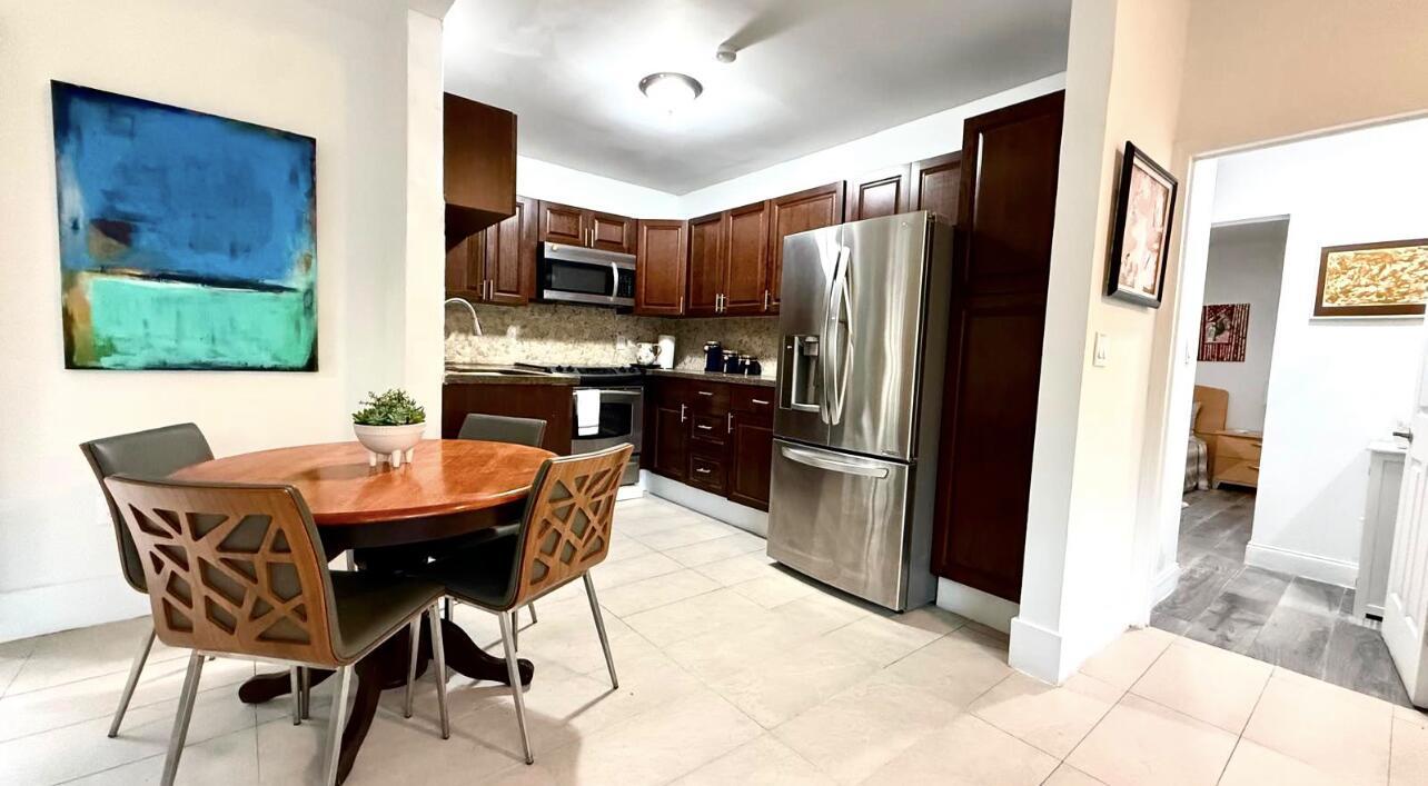 Ver detalles / 0 1356 sq. ft. $ 2026-08-22 0 foto
