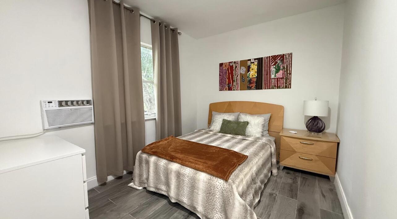 Ver detalles / 0 1356 sq. ft. $ 2026-08-22 0 foto