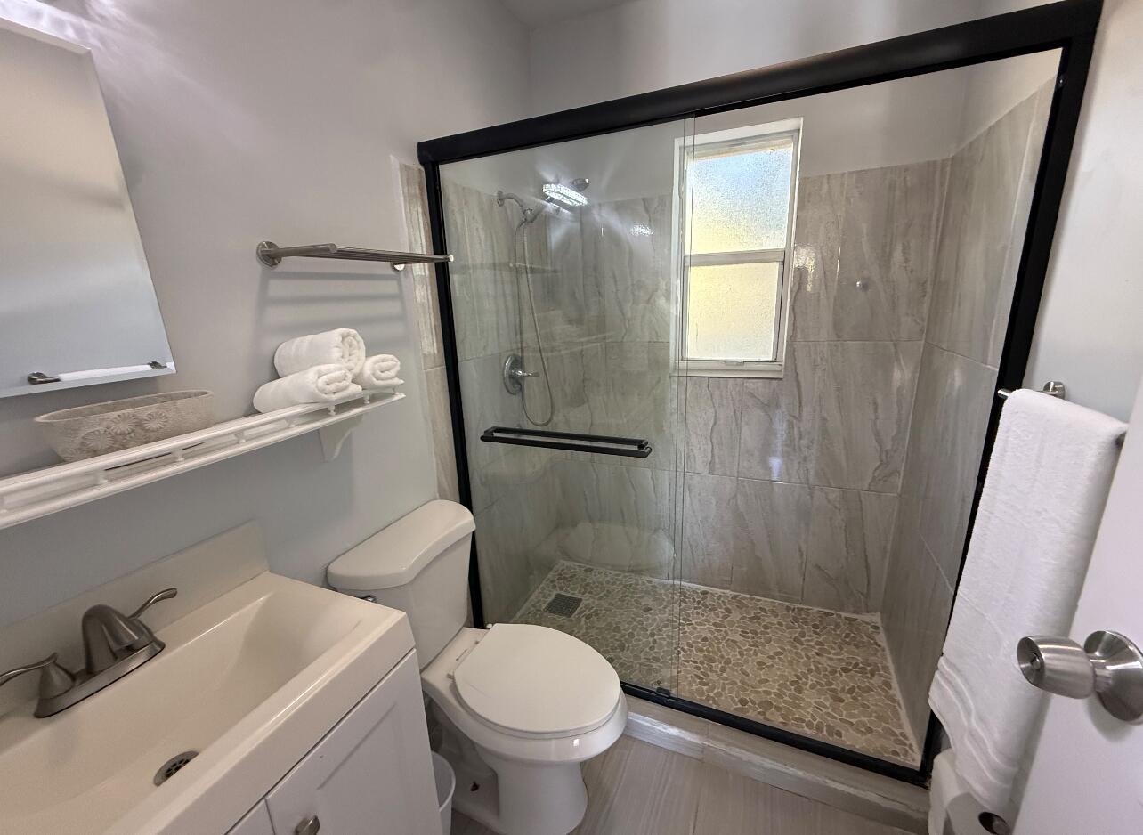 Ver detalles / 0 1356 sq. ft. $ 2026-08-22 0 foto