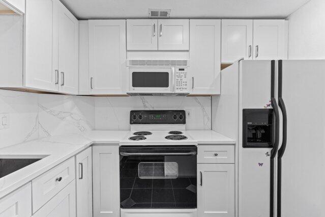 See details 18Q 3 / 1740 sq. ft. $ 2026-08-28 0 Photo