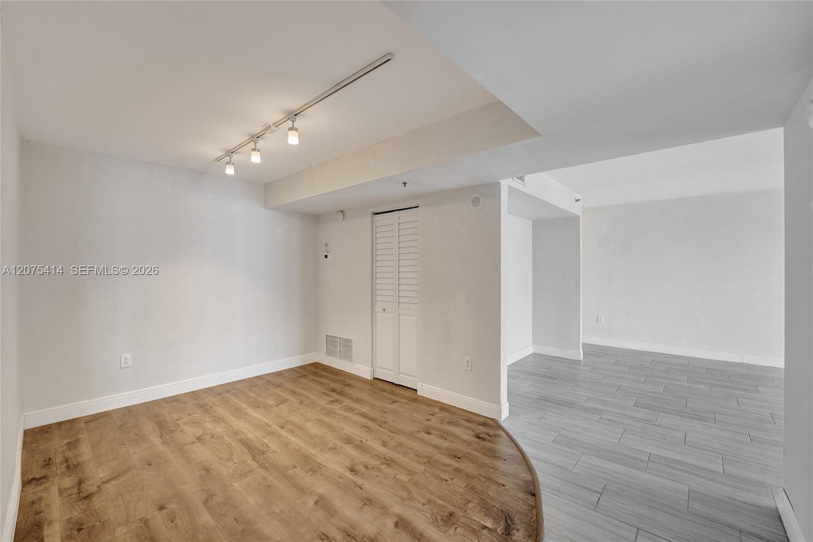 Photo of 1201 Ocean Dr  #2109N, Hollywood, Florida, 33019 - 