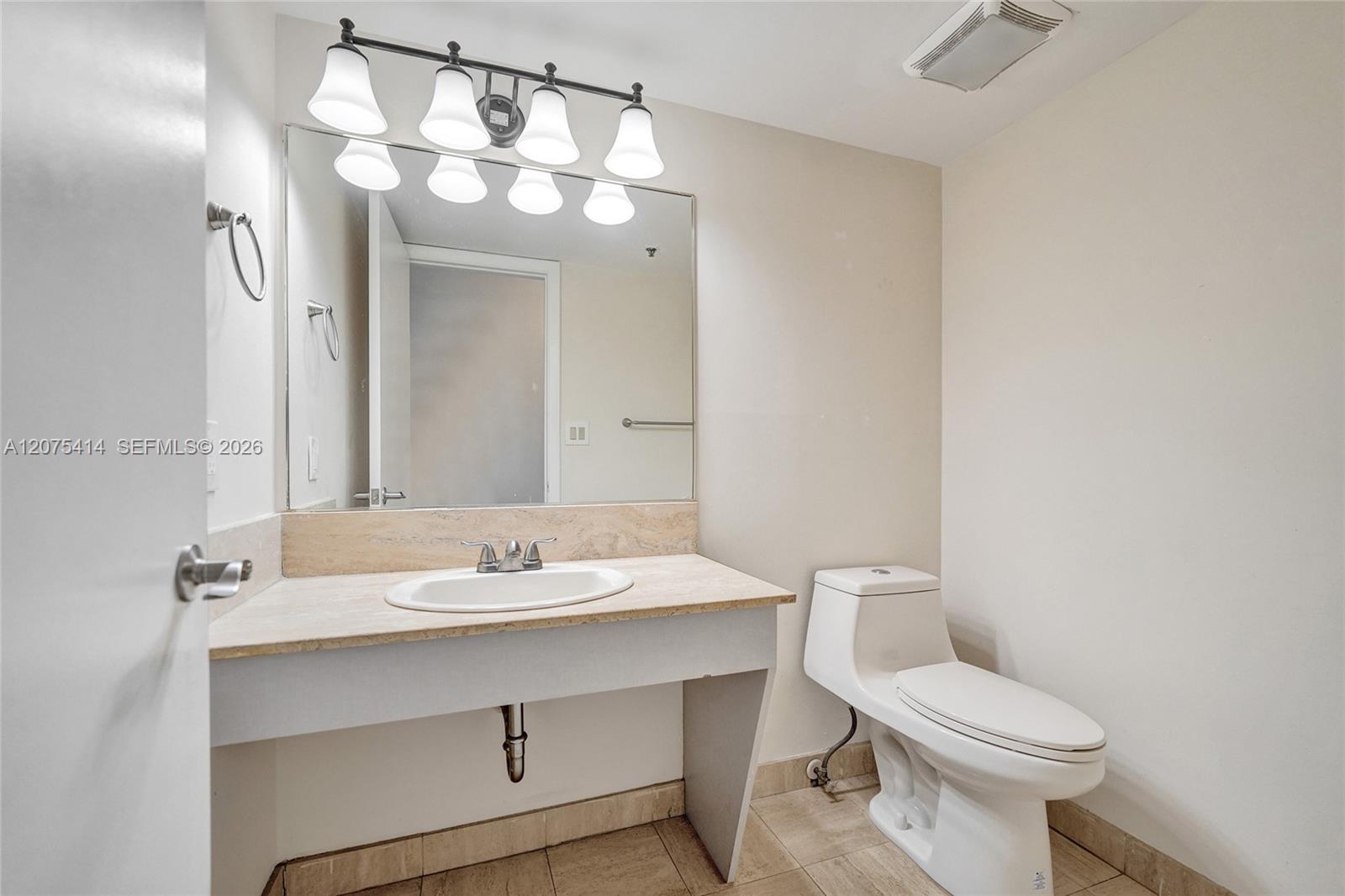 Photo of 1201 Ocean Dr  #2109N, Hollywood, Florida, 33019 - 