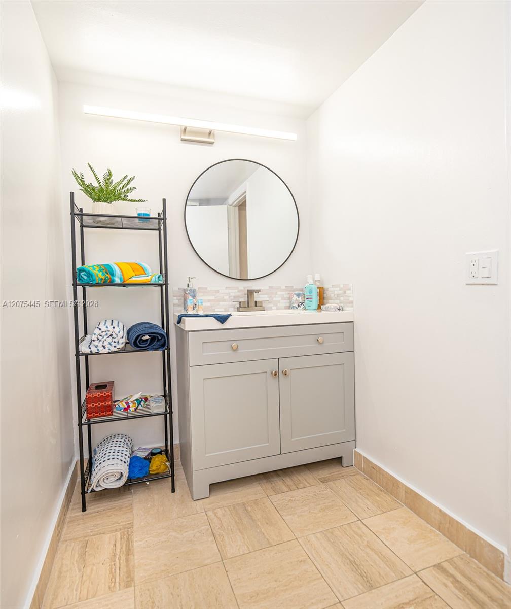 Photo of 1201 Ocean Dr #904S, Hollywood, Florida, 33019 -