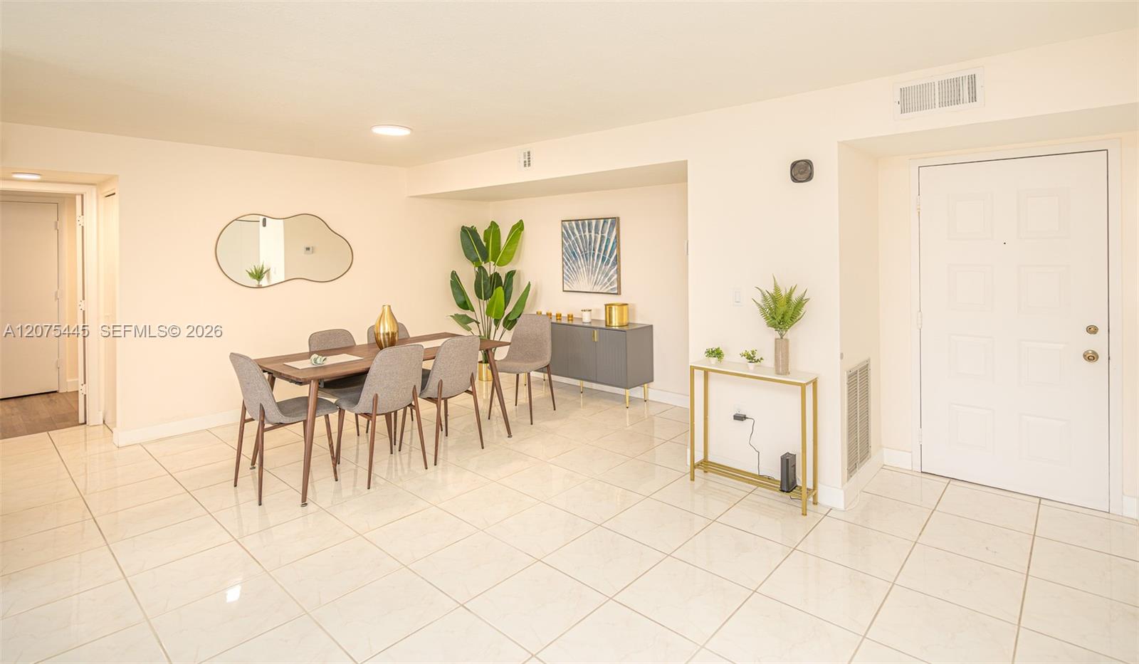 Photo of 1201 Ocean Dr #904S, Hollywood, Florida, 33019 -