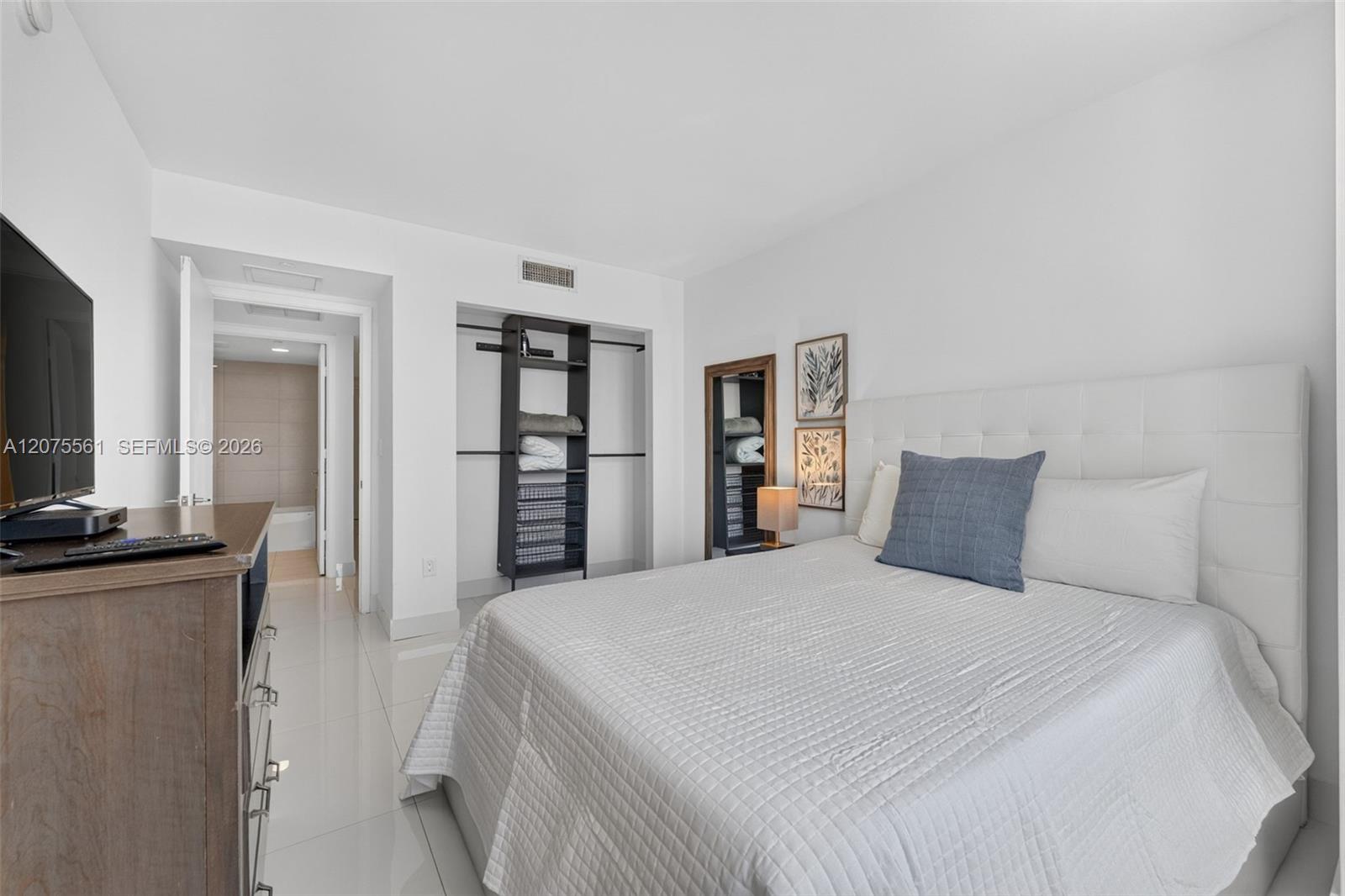 Photo of 2600 Hallandale Beach Blvd  #2510, Hallandale Beach, Florida, 33009 - 