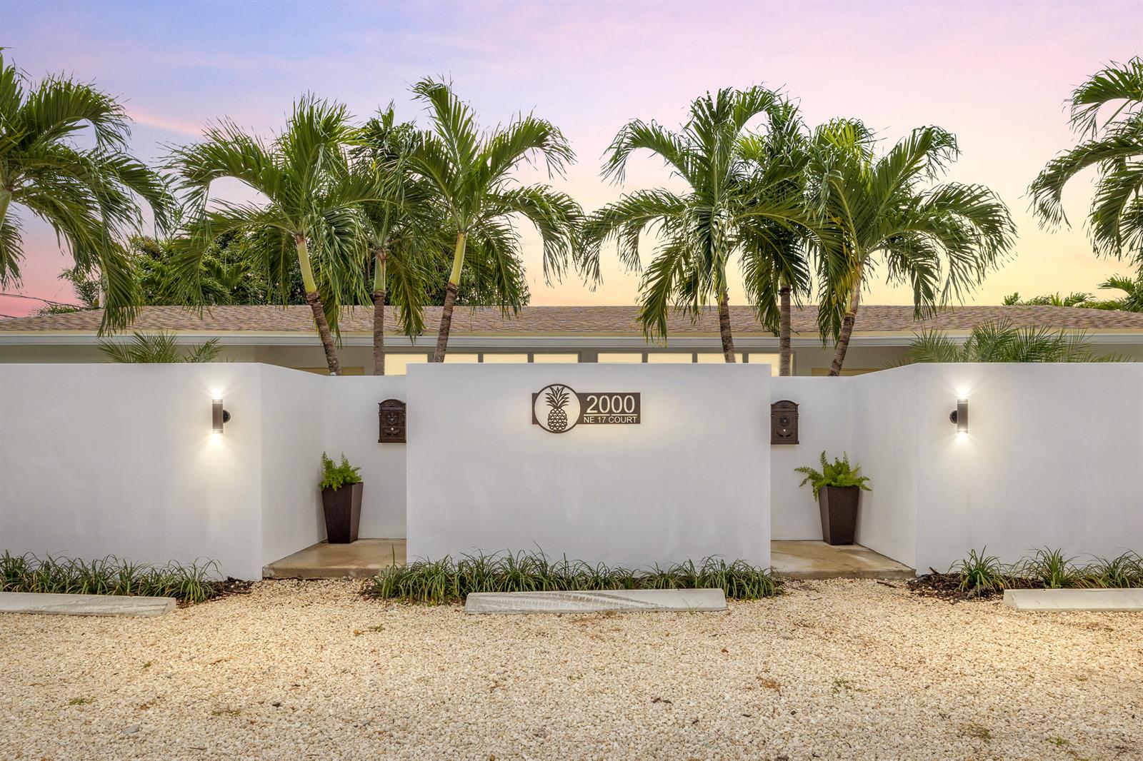 1-2  / 0 2120 sq. ft. $ 2026-08-23 0 foto