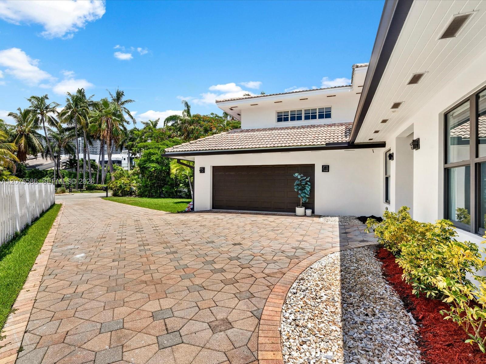 Photo of 343 Centre Is (343), Golden Beach, Florida, 33160 -