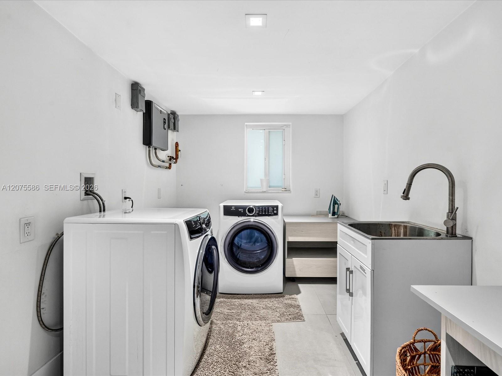 Photo of 343 Centre Is (343), Golden Beach, Florida, 33160 -