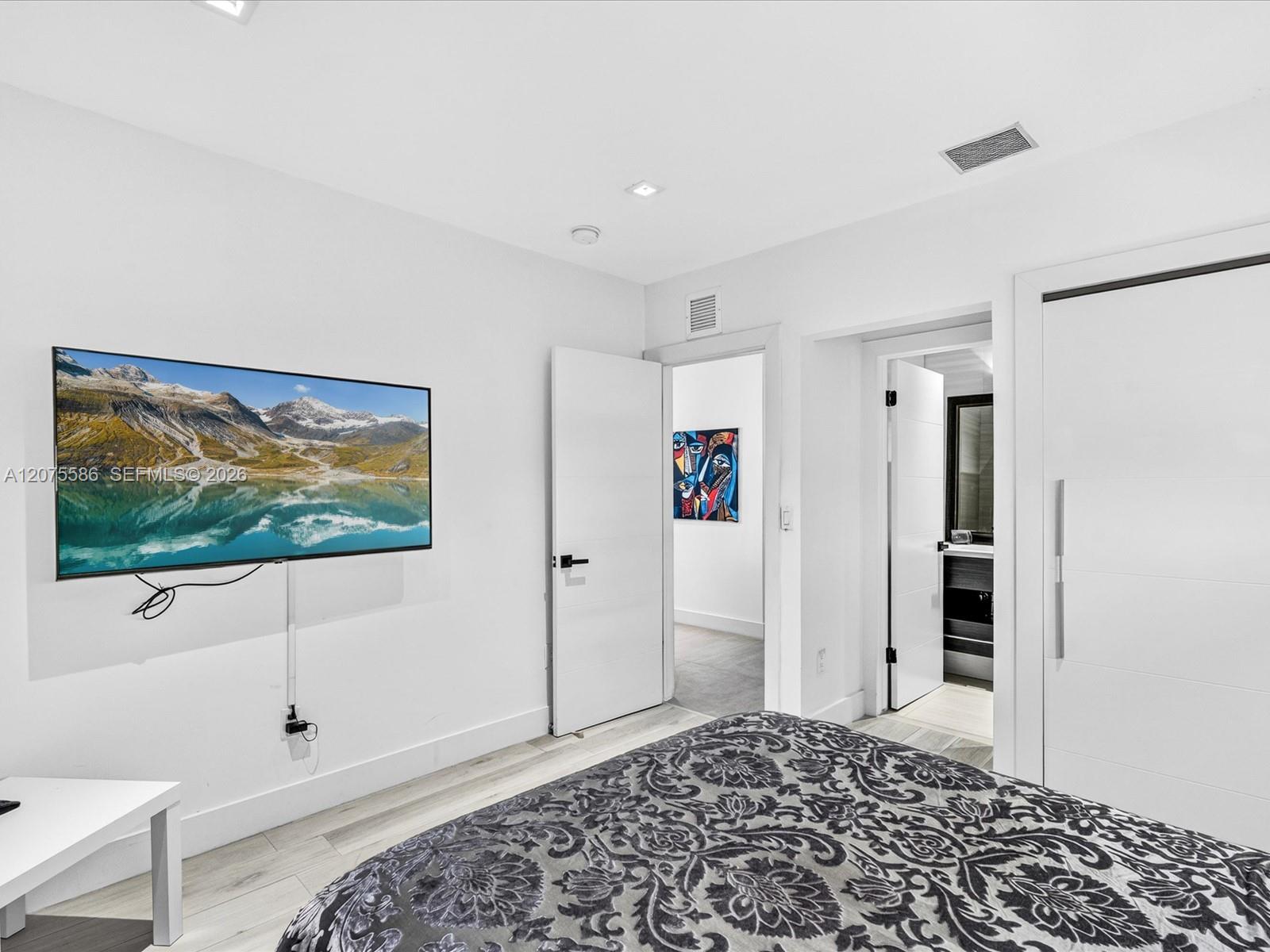 Photo of 343 Centre Is (343), Golden Beach, Florida, 33160 -
