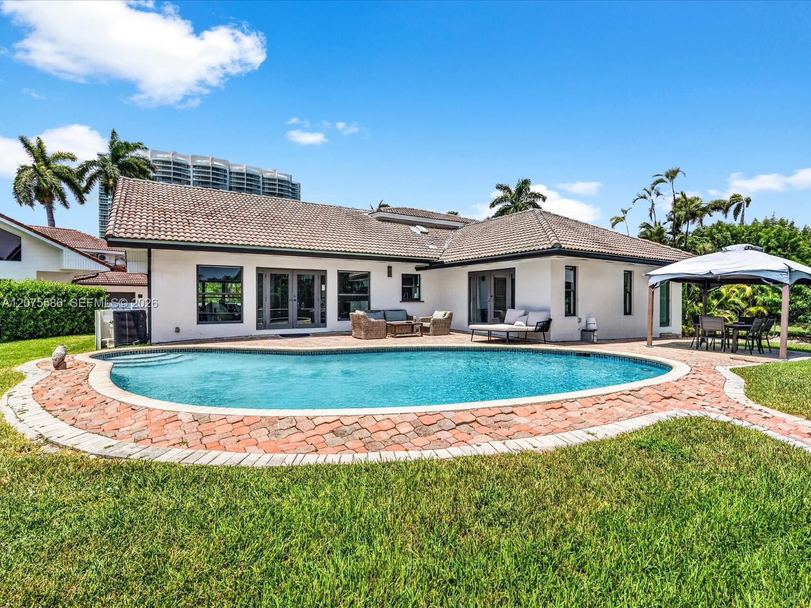 Photo of 343 Centre Is (343), Golden Beach, Florida, 33160 -