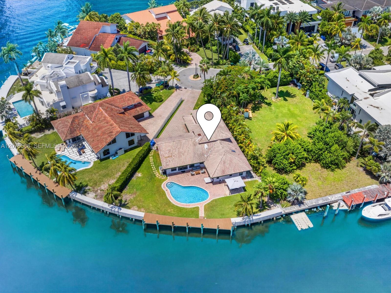 Photo of 343 Centre Is (343), Golden Beach, Florida, 33160 -