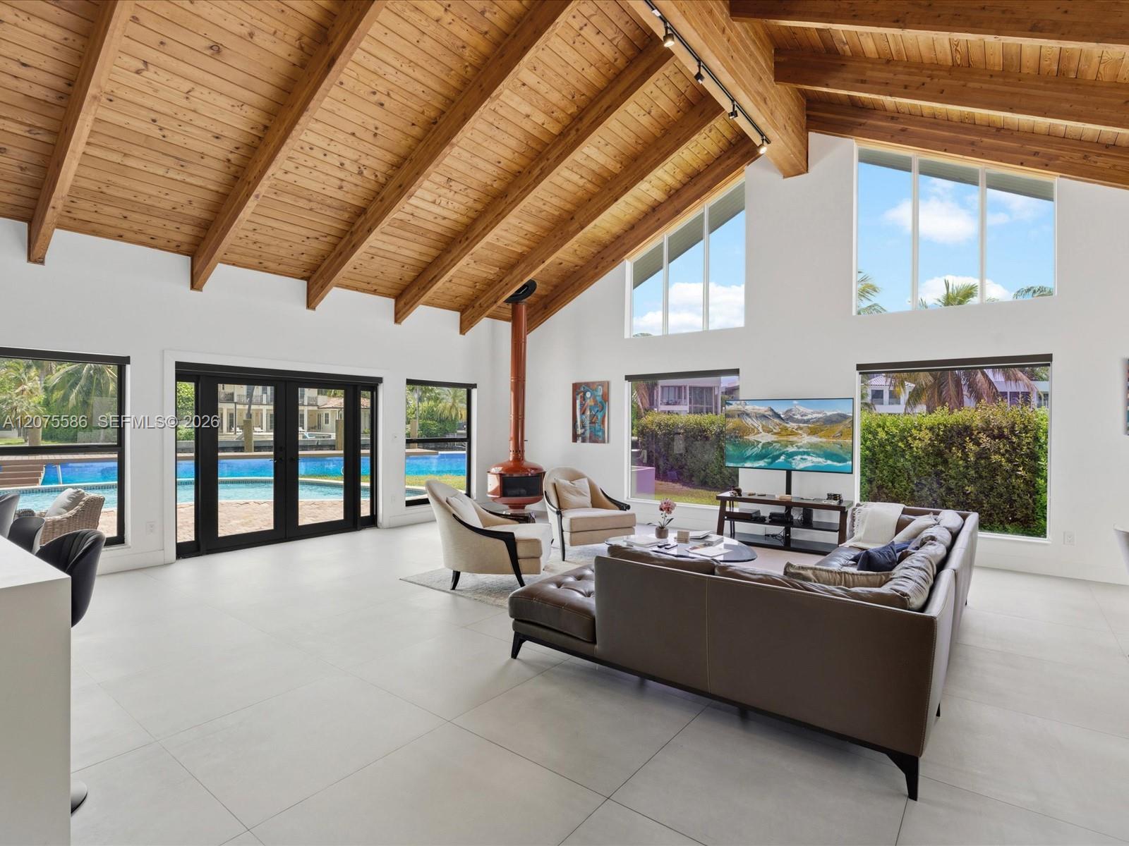 Photo of 343 Centre Is (343), Golden Beach, Florida, 33160 -