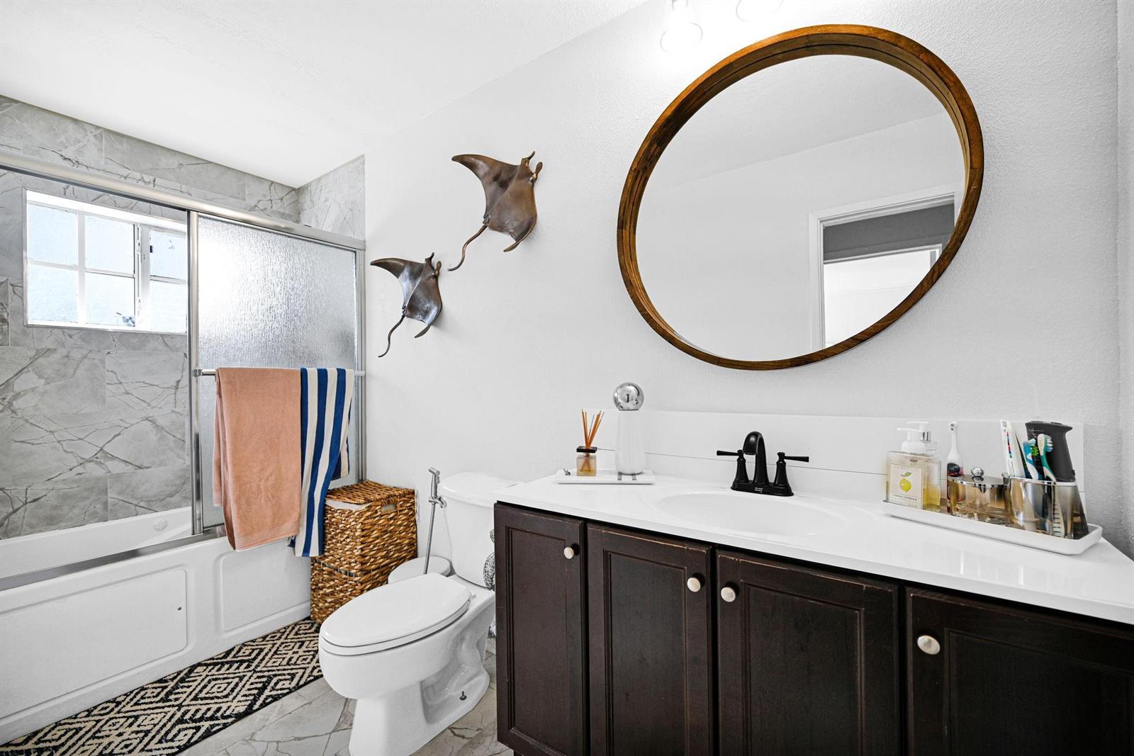 Ver detalles 2171 3 / 2 1040 sq. ft. $ 2026-08-22 0 foto