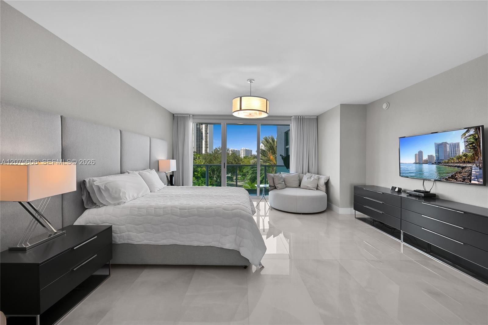Photo of 3301 183rd St  #509, Aventura, Florida, 33160 - 