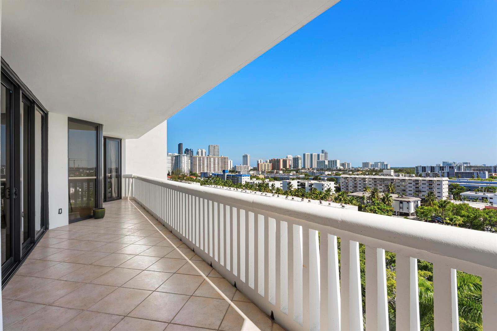 903 2 / 2 1560 sq. ft. $ 2026-08-23 0 Photo