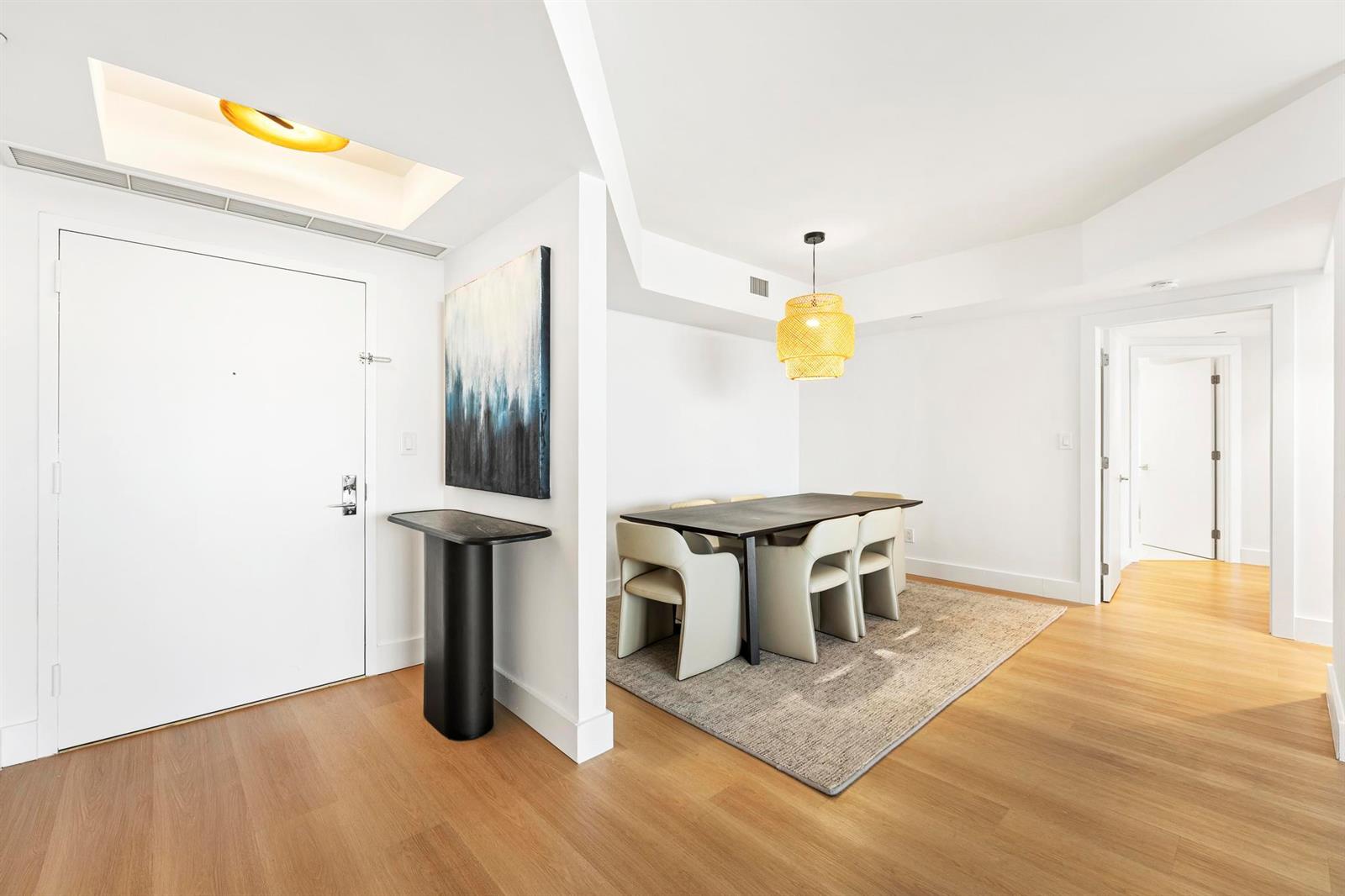 See details 903 2 / 2 1560 sq. ft. $ 2026-08-23 0 Photo