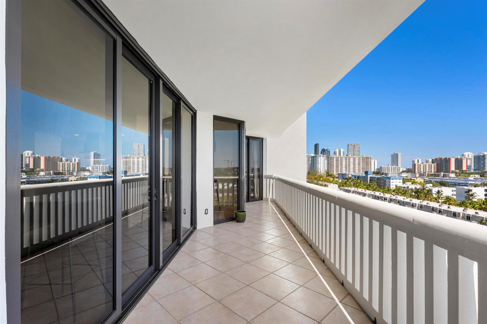 See details 903 2 / 2 1560 sq. ft. $ 2026-08-23 0 Photo