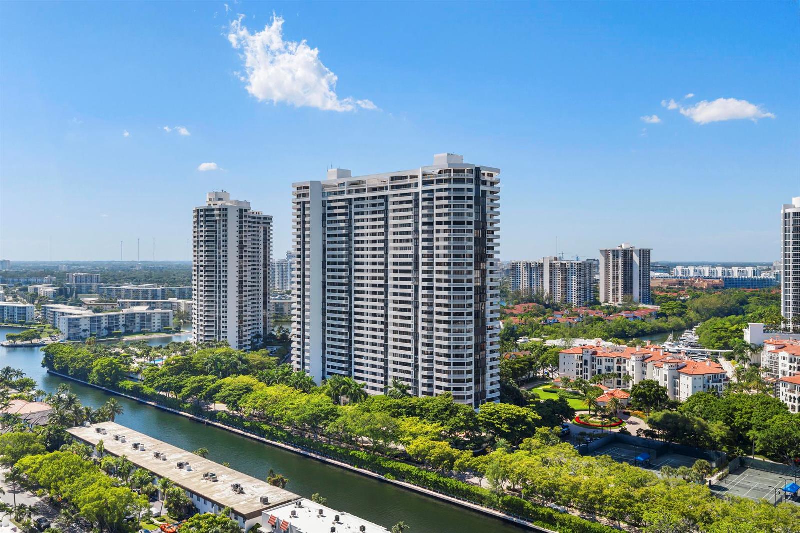 See details 903 2 / 2 1560 sq. ft. $ 2026-08-23 0 Photo