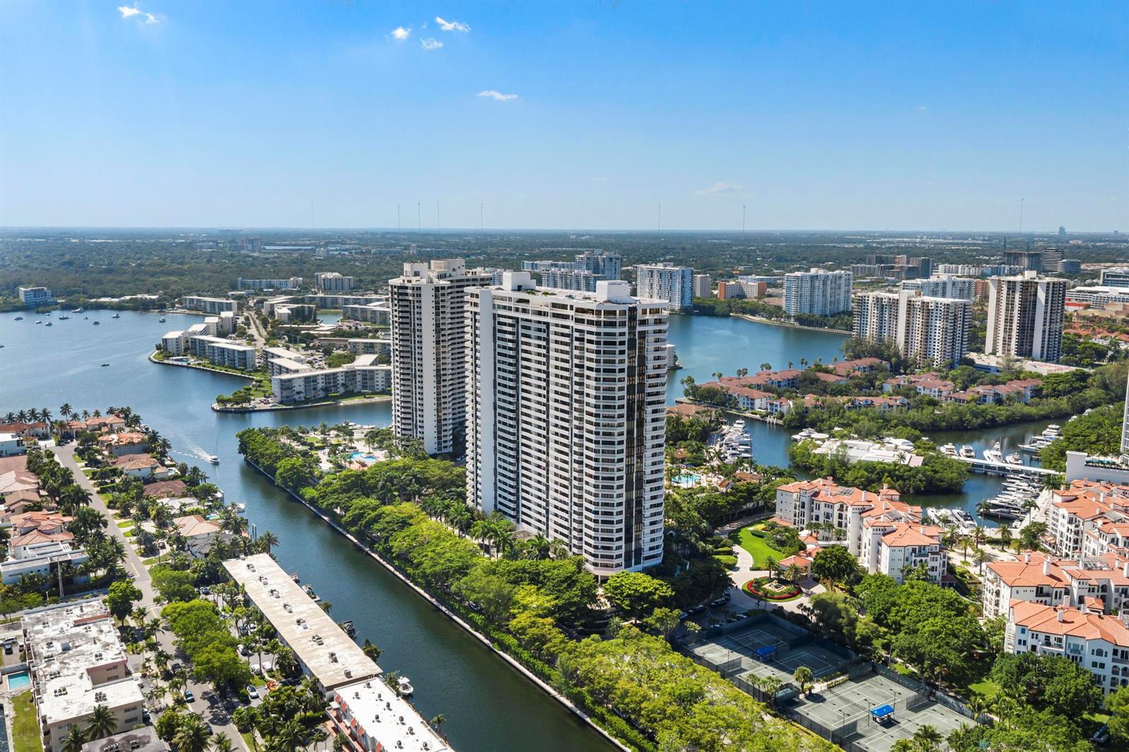 See details 903 2 / 2 1560 sq. ft. $ 2026-08-23 0 Photo