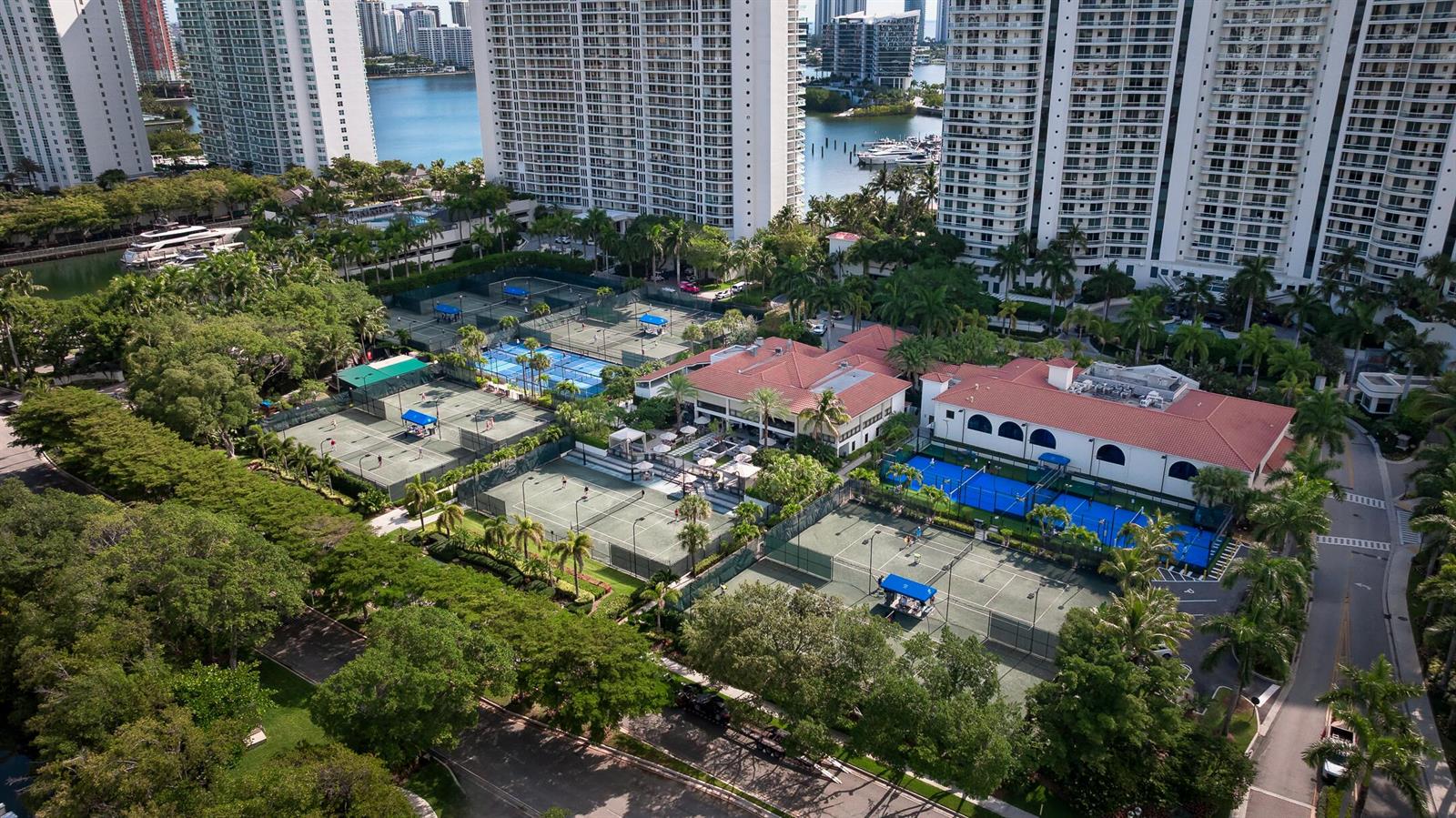 See details 903 2 / 2 1560 sq. ft. $ 2026-08-23 0 Photo