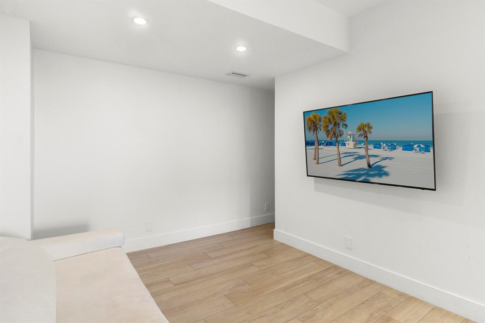 Photo of 1865 OCEAN  #21c, Hallandale Beach, Florida, 33009 - Den