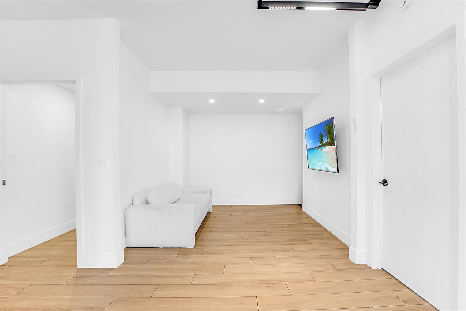 Photo of 1865 OCEAN  #21c, Hallandale Beach, Florida, 33009 - Den