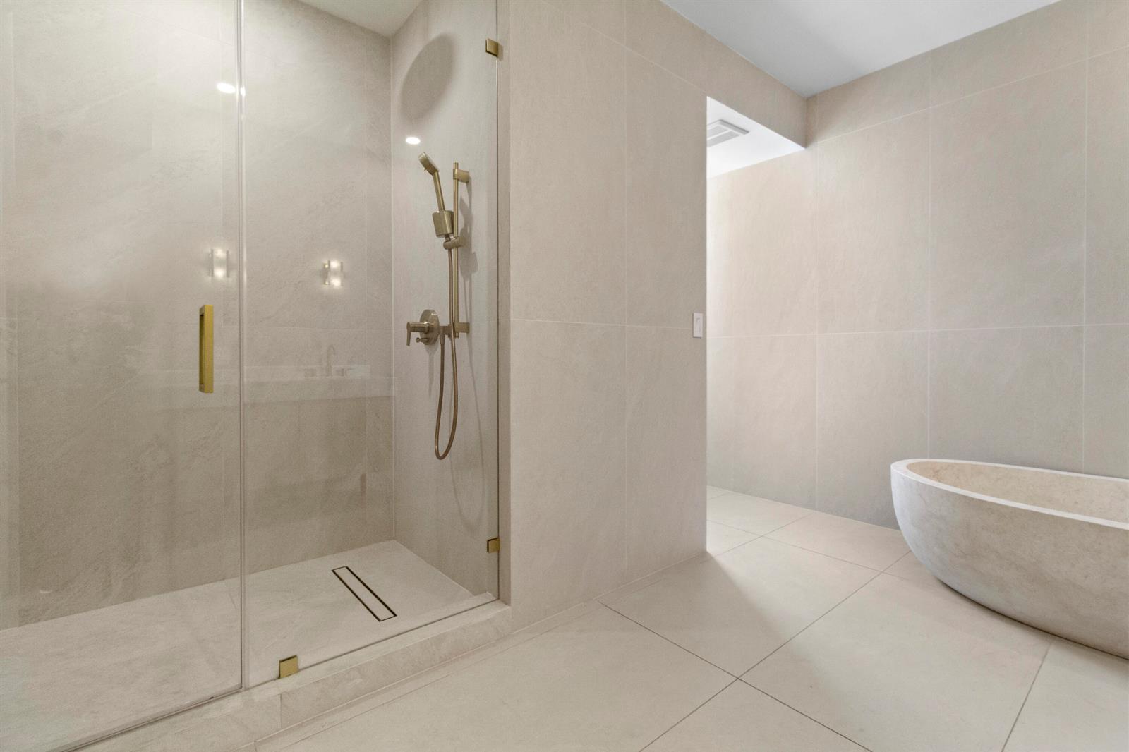 Photo of 1865 OCEAN  #21c, Hallandale Beach, Florida, 33009 - Primary bath