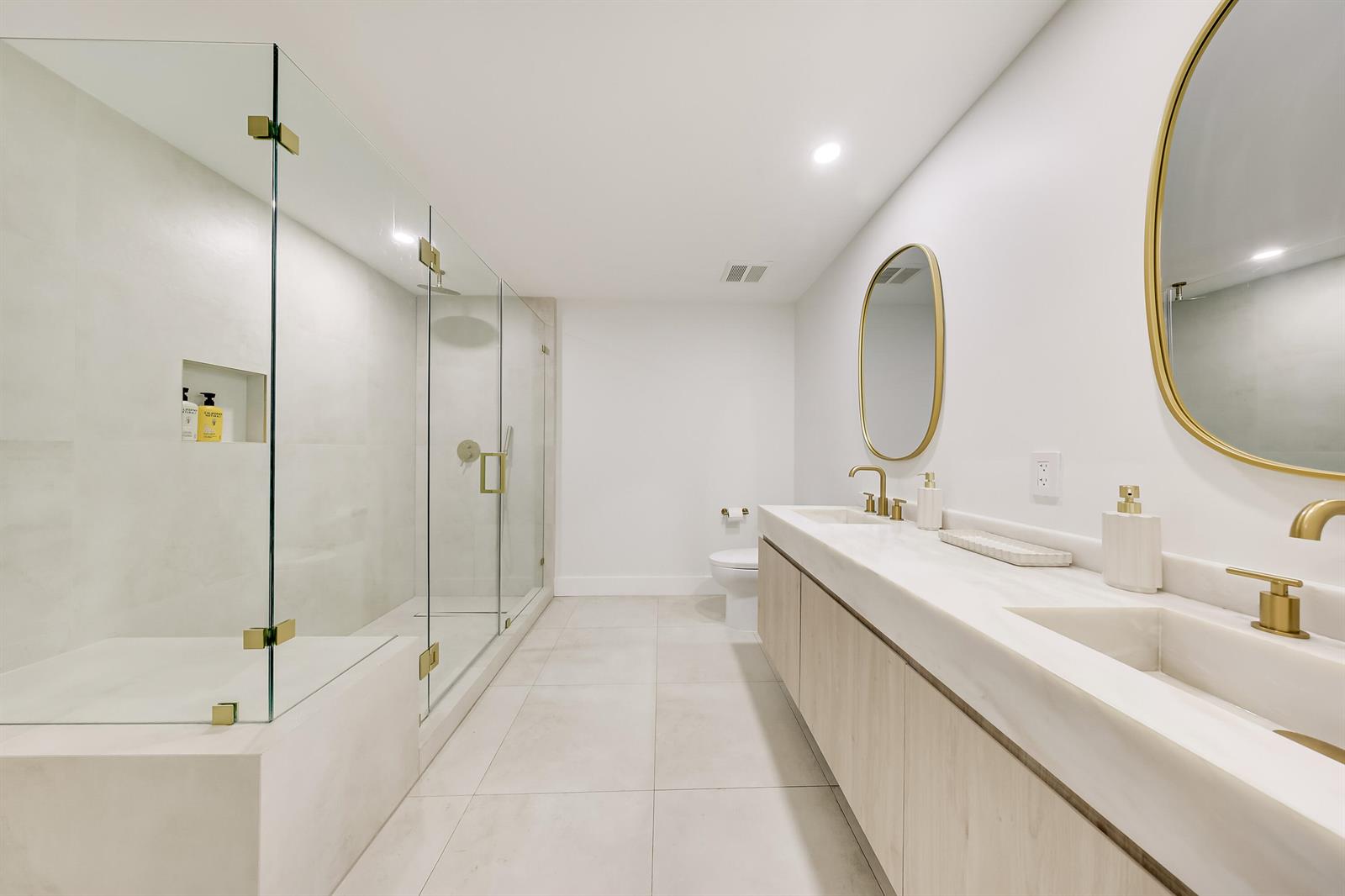 Photo of 1865 OCEAN  #21c, Hallandale Beach, Florida, 33009 - Guest bath 2