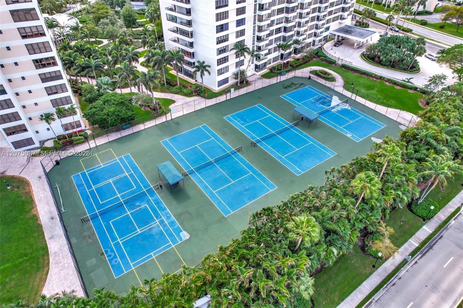 Photo of 600 Three Islands Blvd #521, Hallandale Beach, Florida, 33009 -
