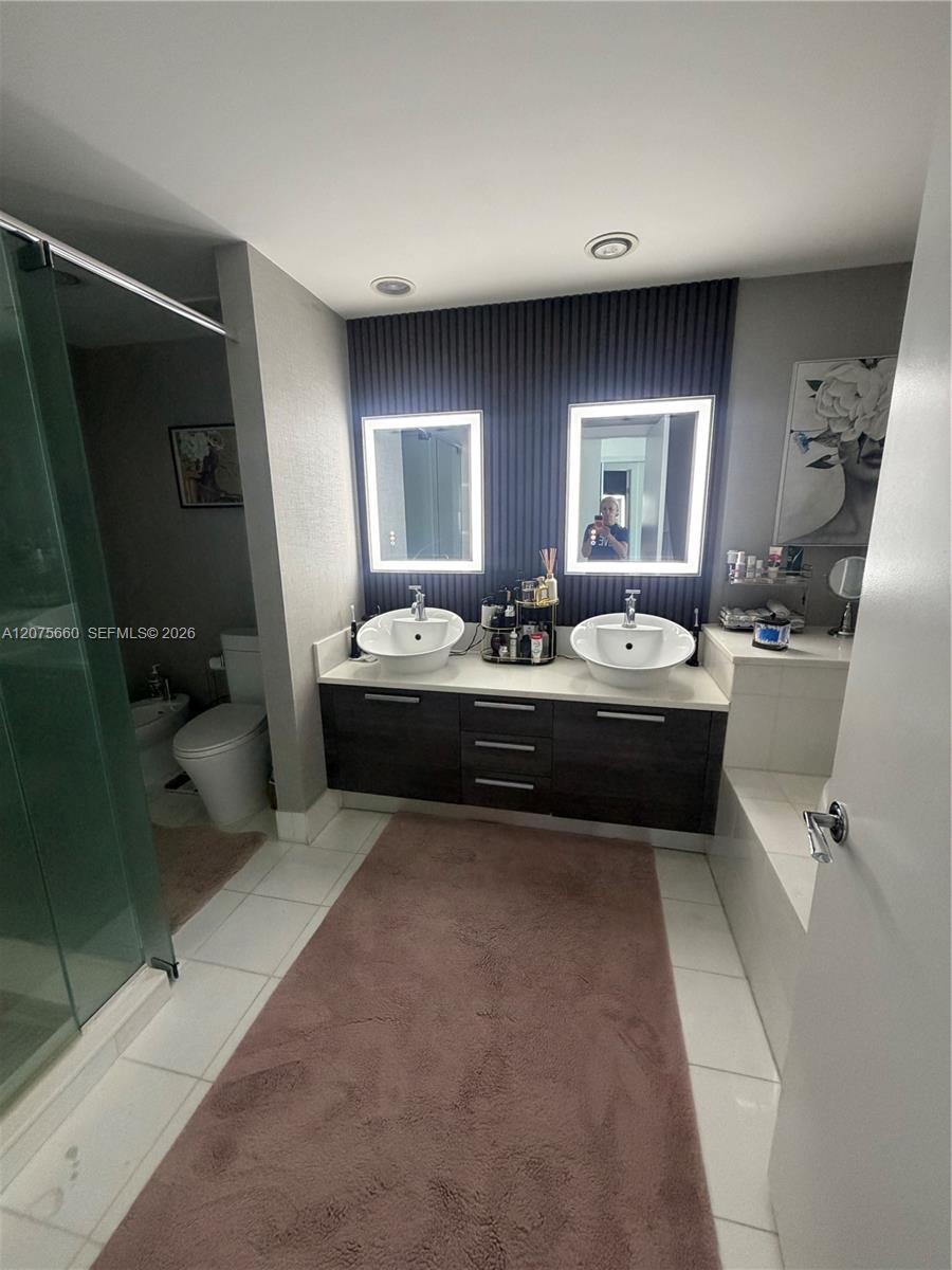 Photo of 2950 188th St  #325, Aventura, Florida, 33180 - 