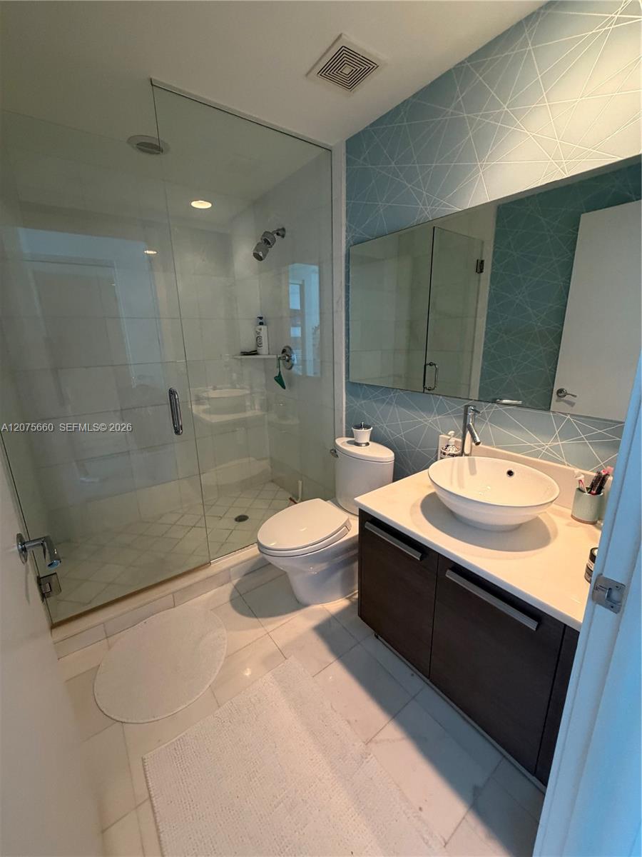 Photo of 2950 188th St  #325, Aventura, Florida, 33180 - 