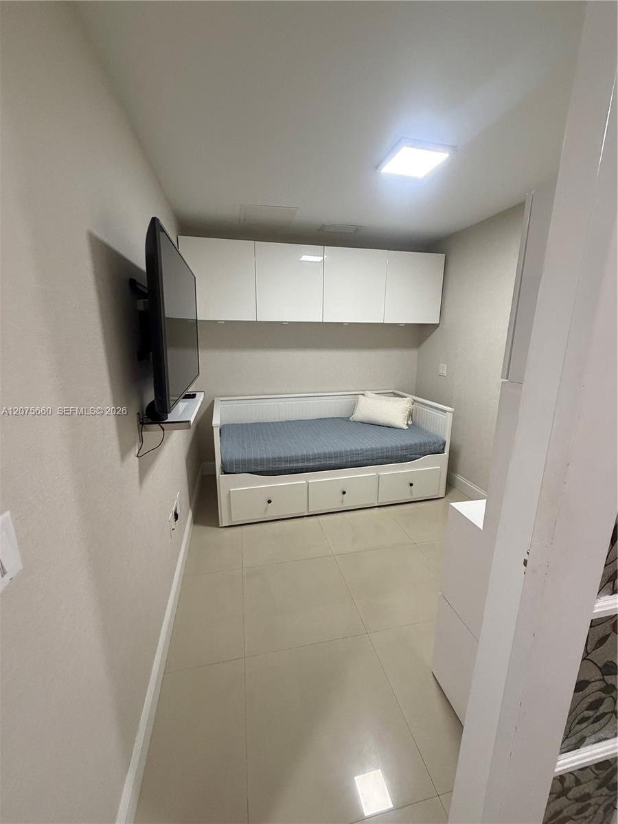 Photo of 2950 188th St  #325, Aventura, Florida, 33180 - 