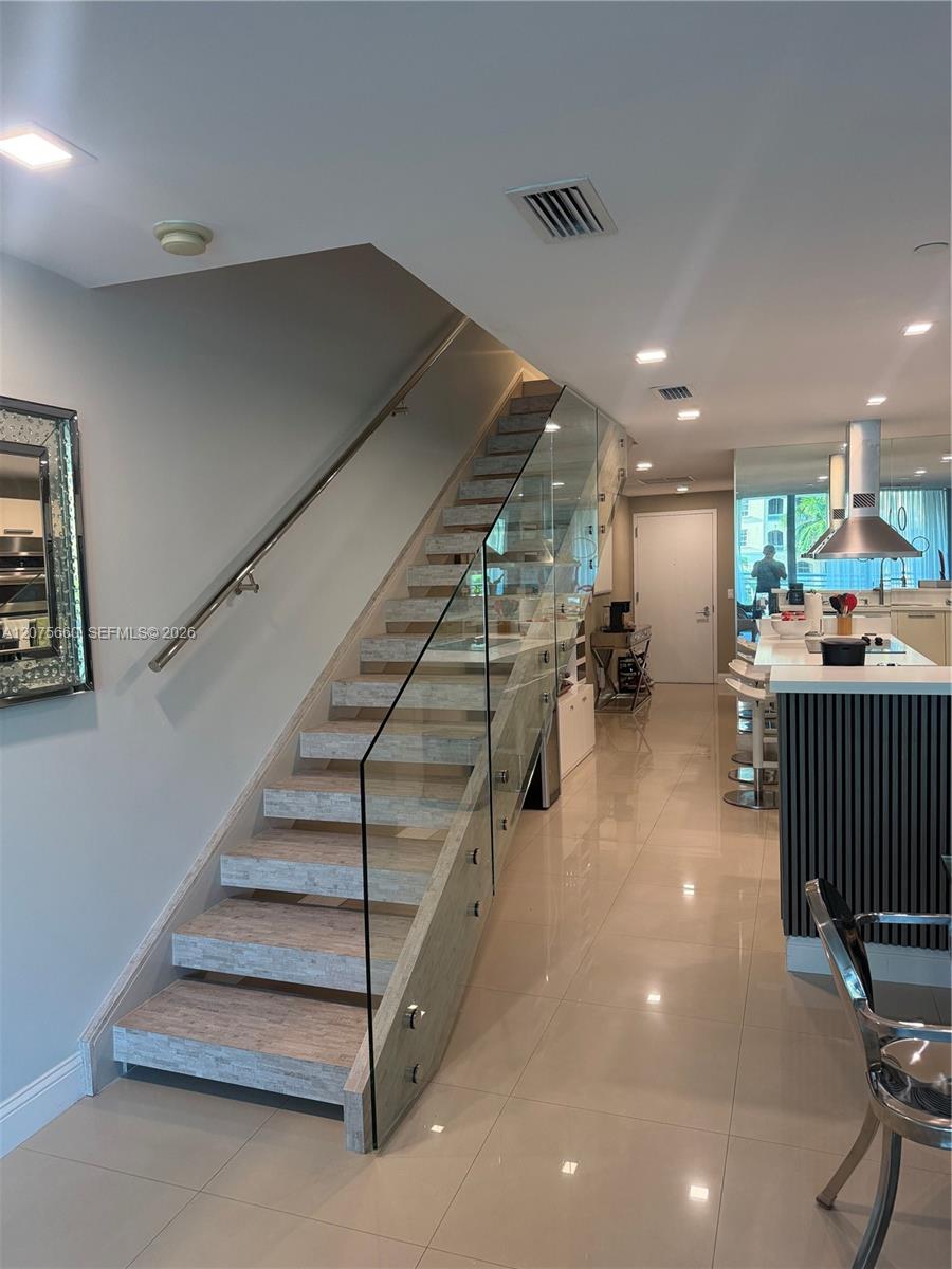 Photo of 2950 188th St  #325, Aventura, Florida, 33180 - 