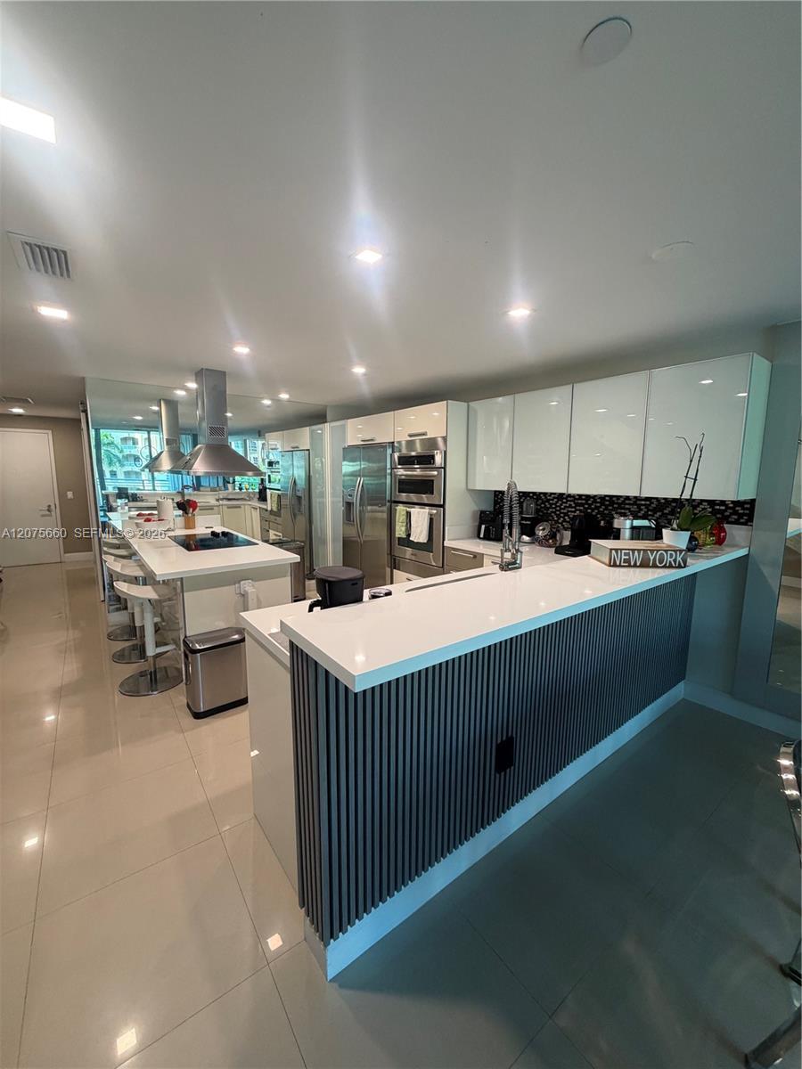 Photo of 2950 188th St  #325, Aventura, Florida, 33180 - 