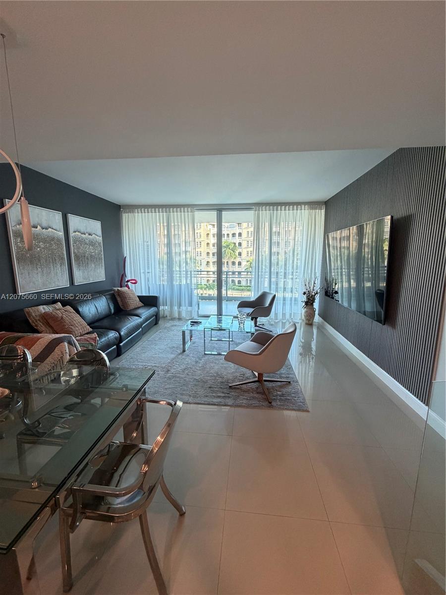 Photo of 2950 188th St  #325, Aventura, Florida, 33180 - 