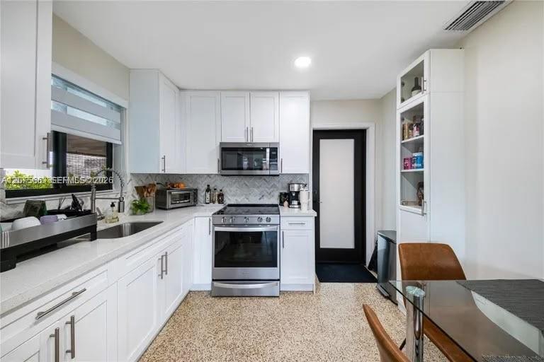   /  1450 sq. ft. $ 2026-08-21 0 foto