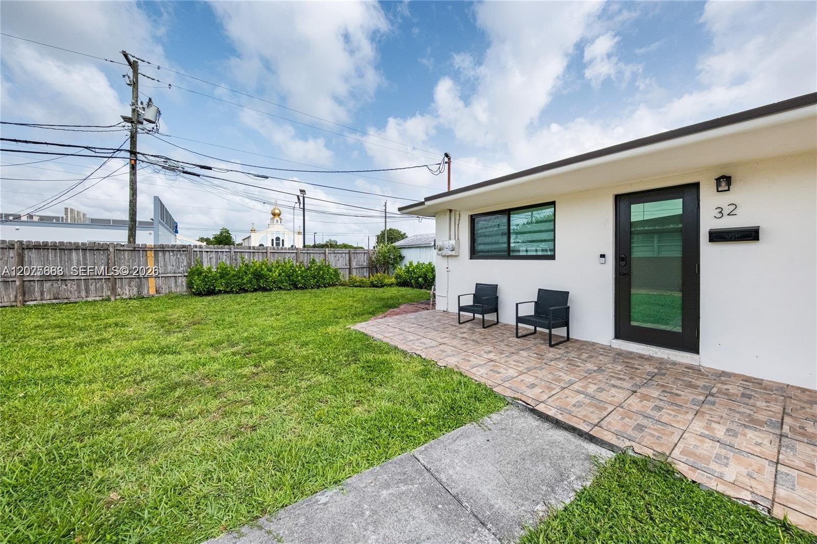   /  1450 sq. ft. $ 2026-08-21 0 foto