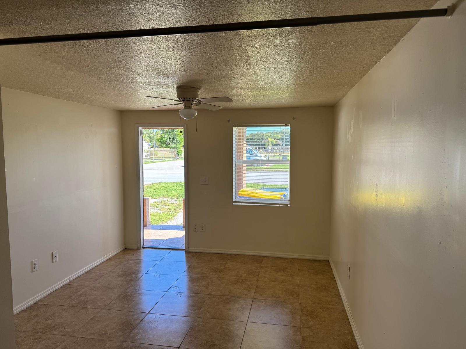 Ver detalles / 0 960 sq. ft. $ 2026-08-23 0 foto