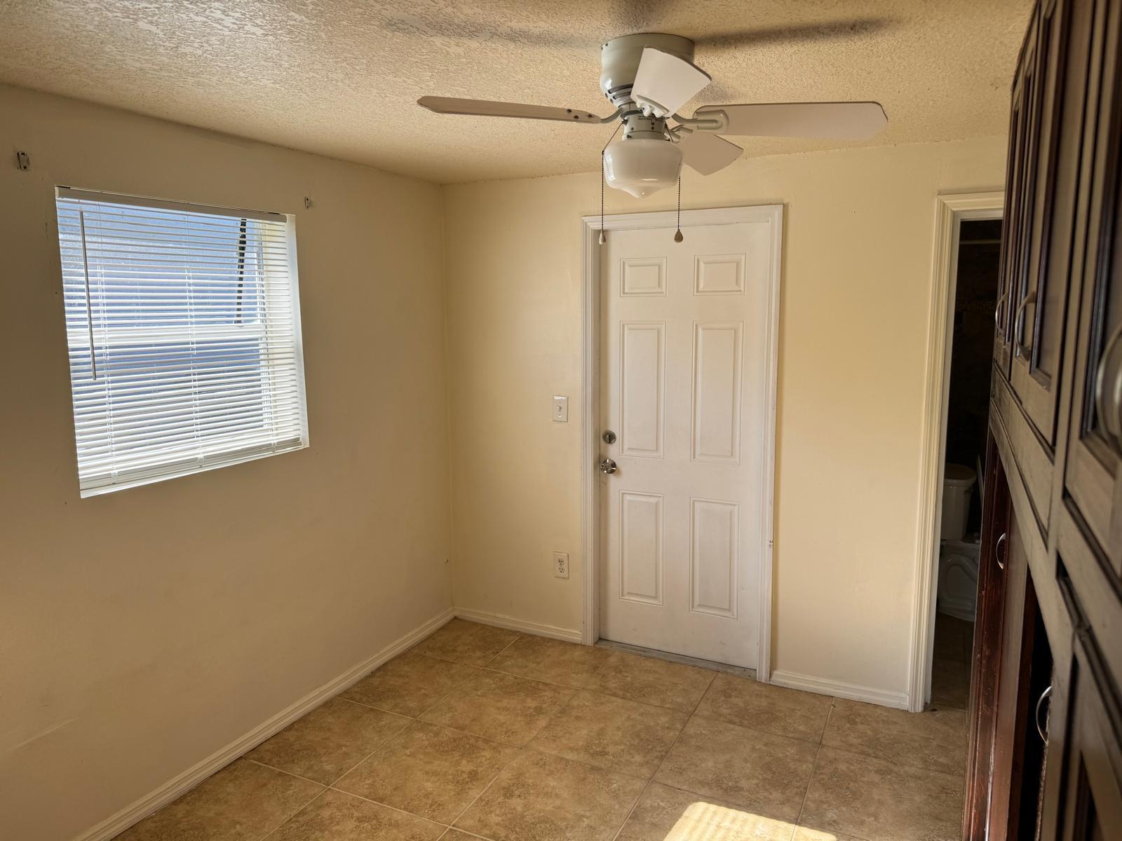 Ver detalles / 0 960 sq. ft. $ 2026-08-23 0 foto