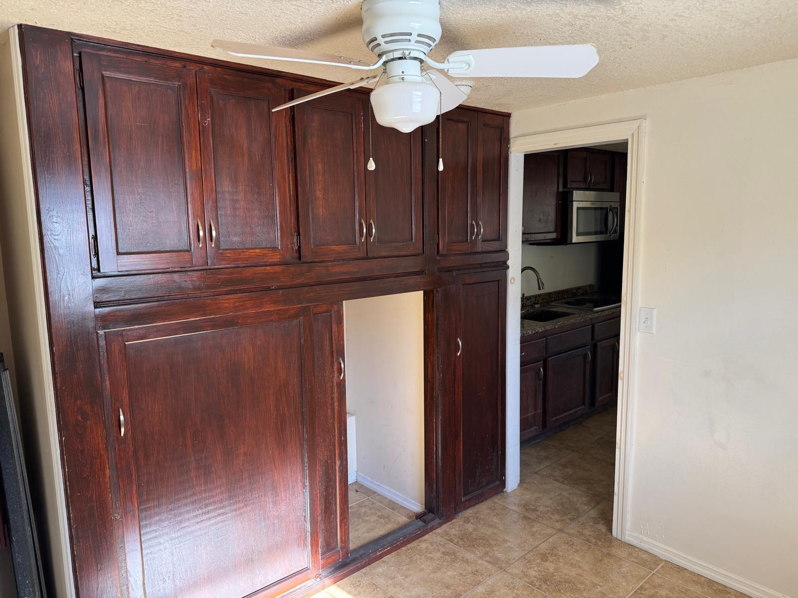 Ver detalles / 0 960 sq. ft. $ 2026-08-23 0 foto