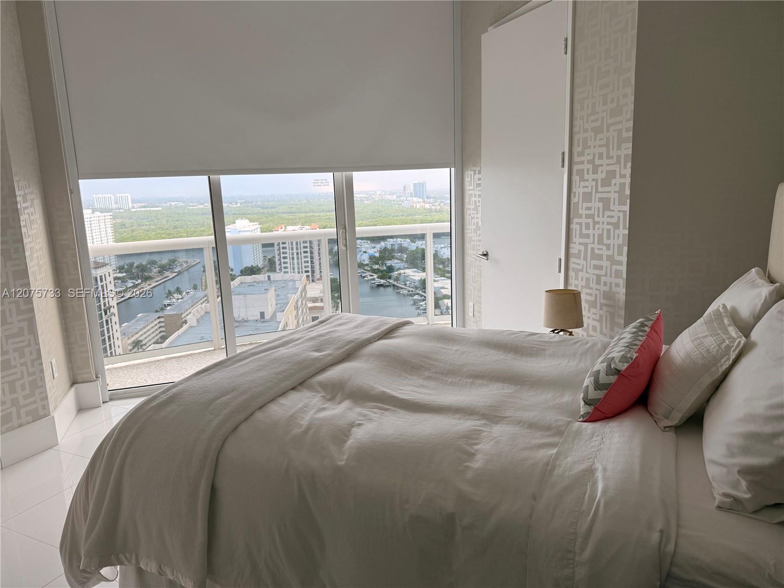 2406 3 / 4 2327 sq. ft. $ 2026-08-21 0 Photo