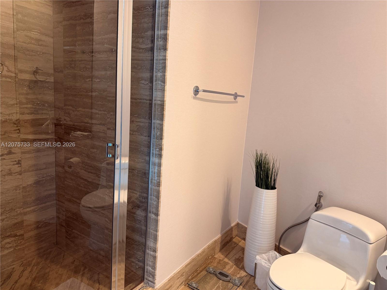 2406 3 / 4 2327 sq. ft. $ 2026-08-21 0 Photo