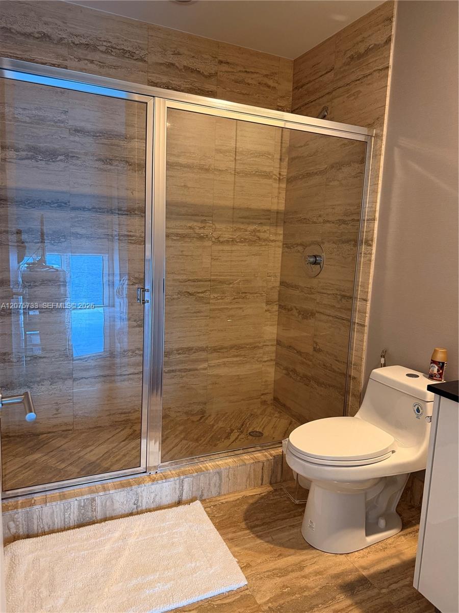 2406 3 / 4 2327 sq. ft. $ 2026-08-21 0 Photo