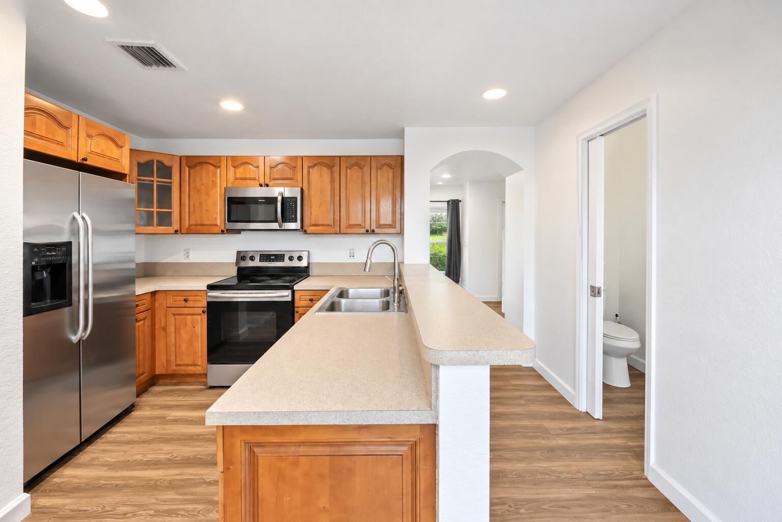 See details 205 / 0 2617 sq. ft. $ 2026-10-15 0 Photo