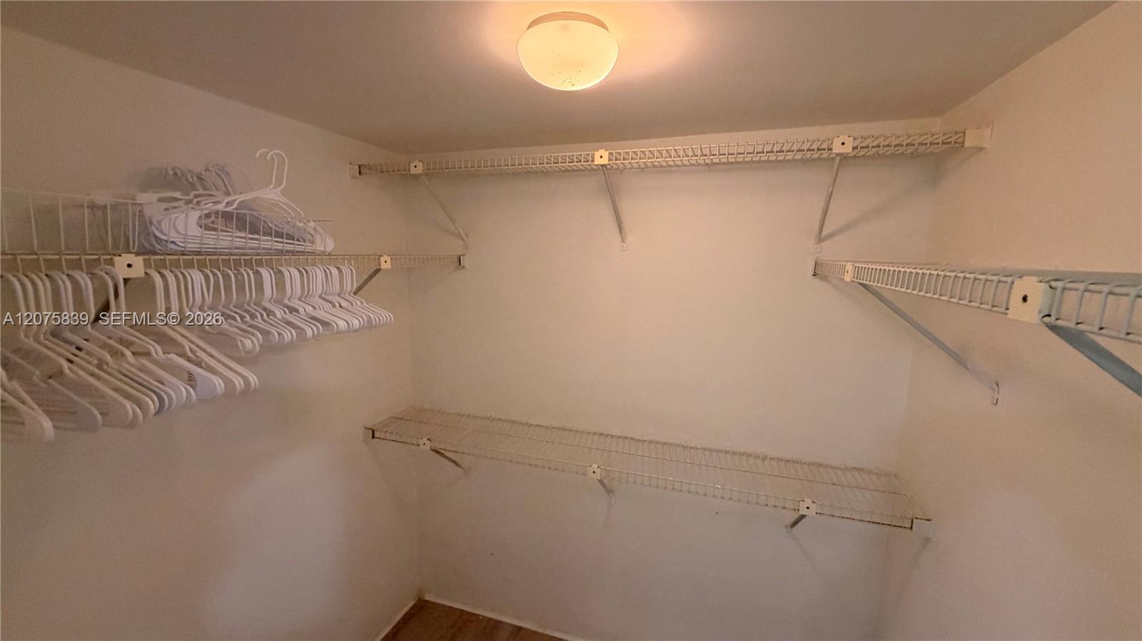 431 2 / 2 1357 sq. ft. $ 2026-08-25 0 Photo