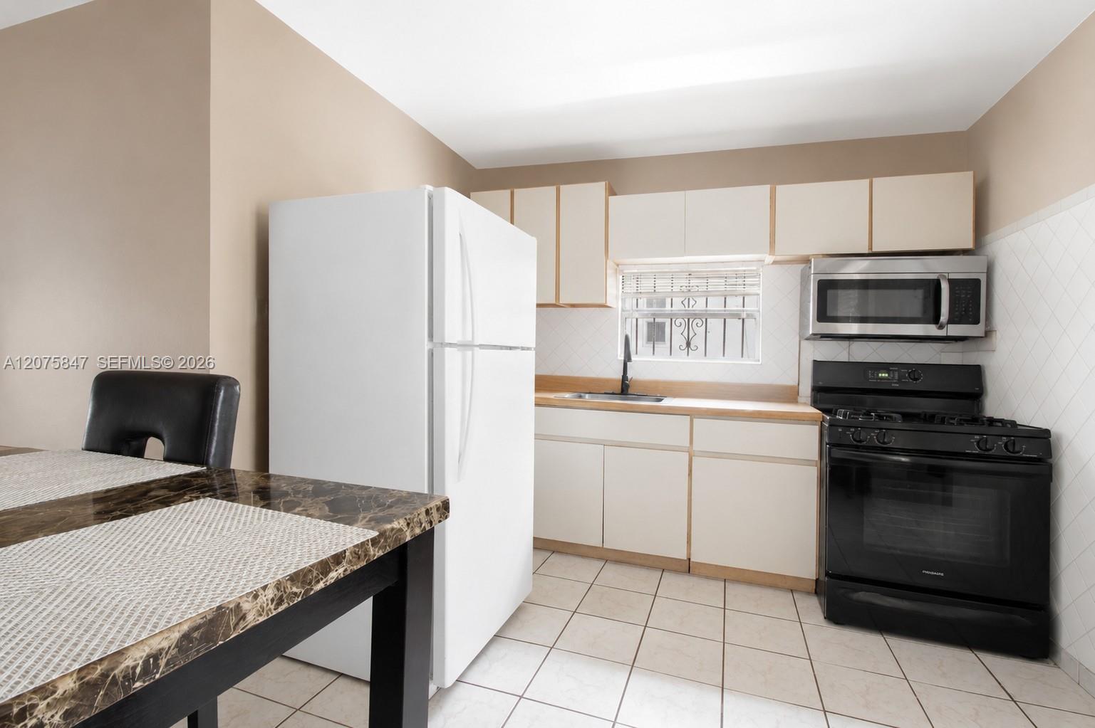 See details / 2228 sq. ft. $ 2026-08-22 0 Photo